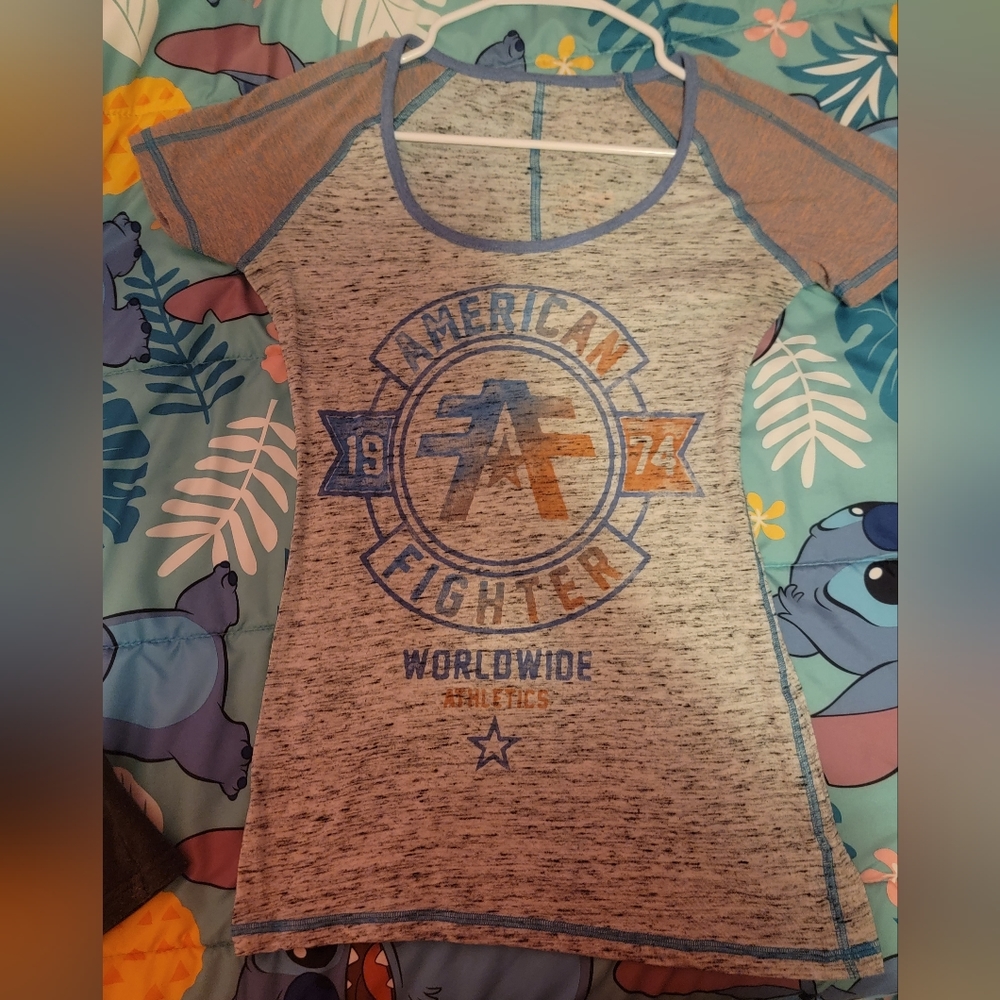 American fighter size medium T shirt